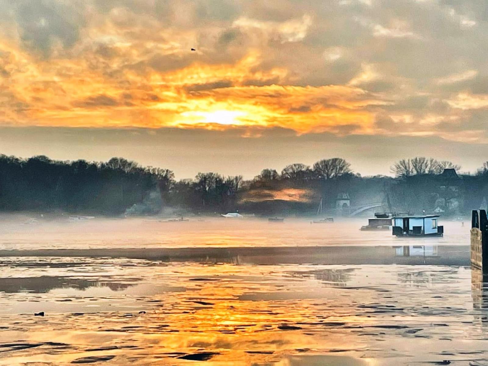 Traum Am Wasser - Romantische Erholung In Botel