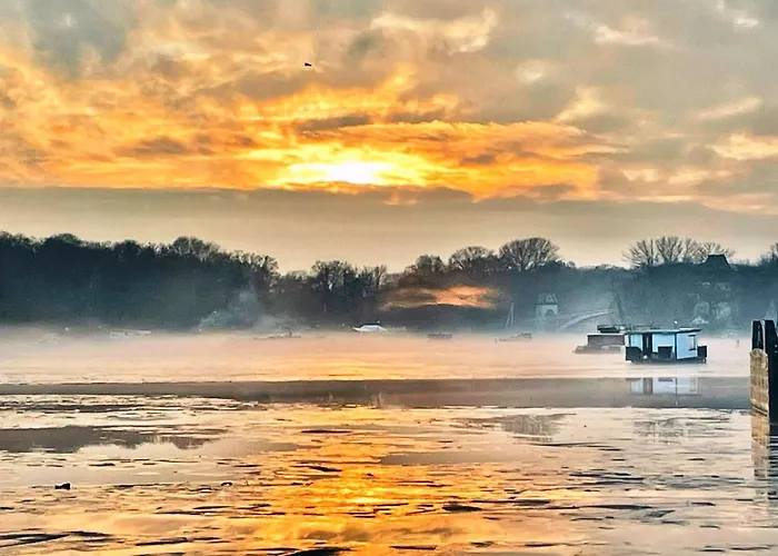 Traum Am Wasser - Romantische Erholung In Berlin