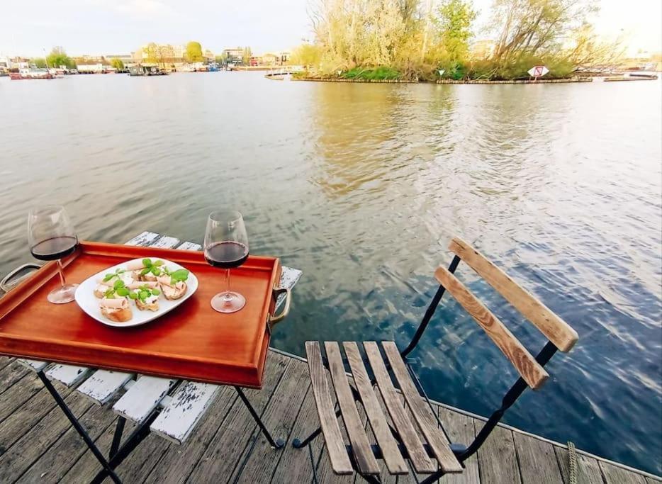 Traum Am Wasser - Romantische Erholung In *
