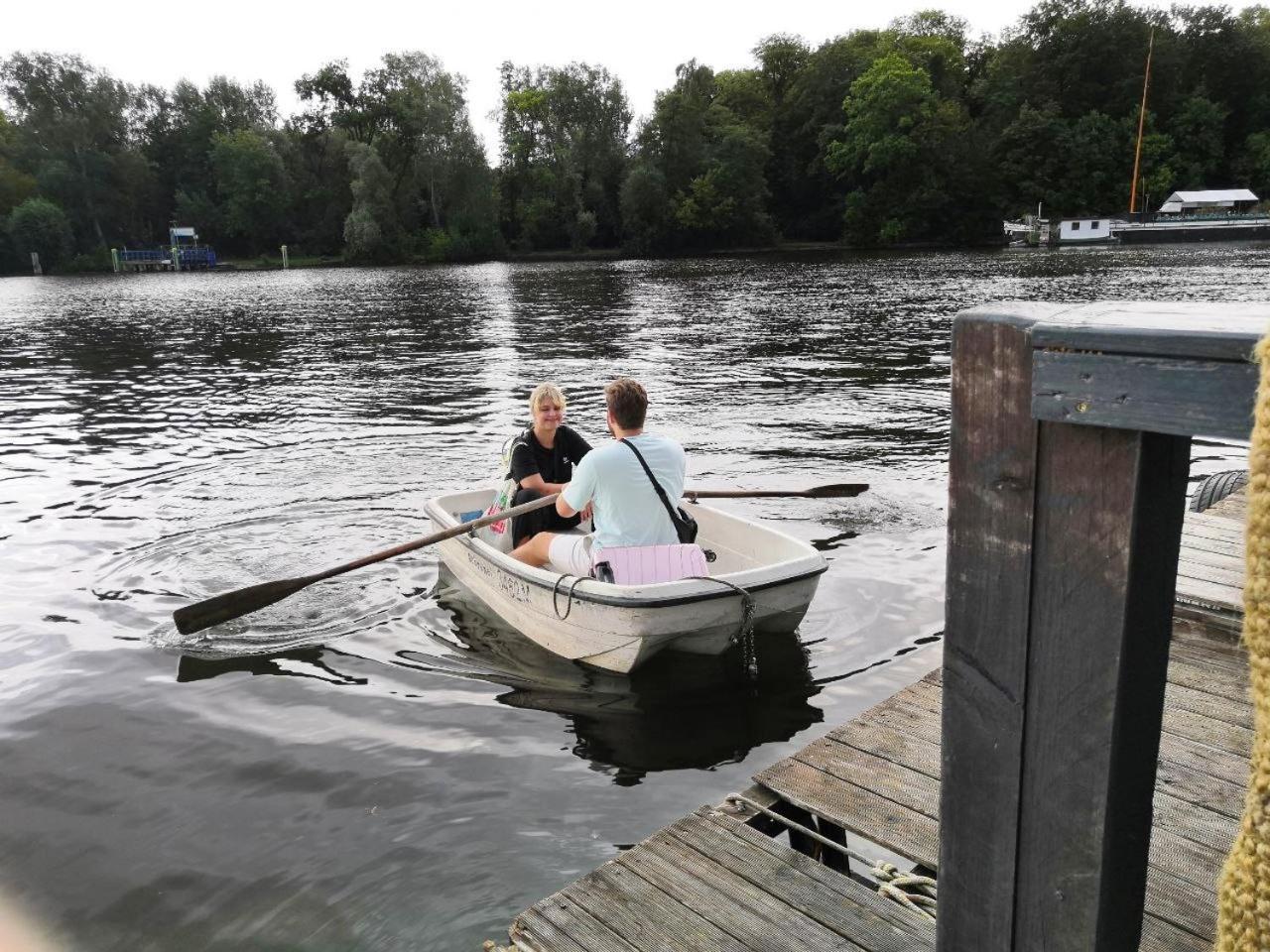 Traum Am Wasser - Romantische Erholung In Botel *