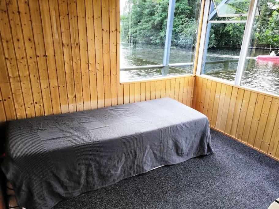 Botel Traum Am Wasser - Romantische Erholung In Berlin